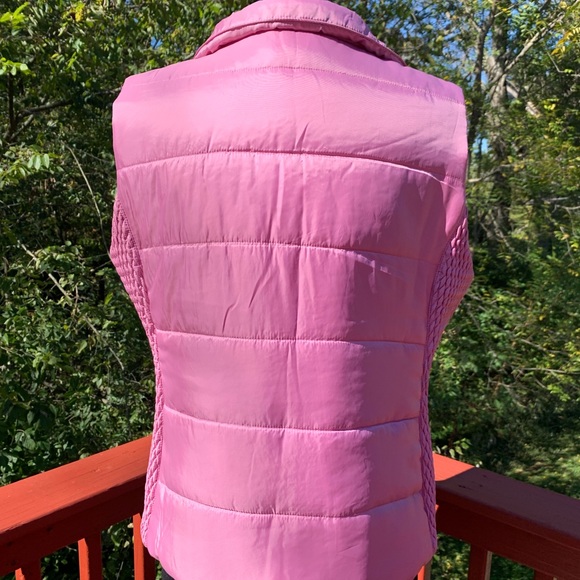 5 for $30.  Liz Claiborne Dusty Rose Puffer Vest - Picture 4 of 14